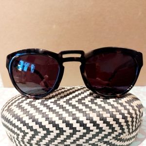 Wild Souls spotted ivory 'Lion' sunglasses, EUC